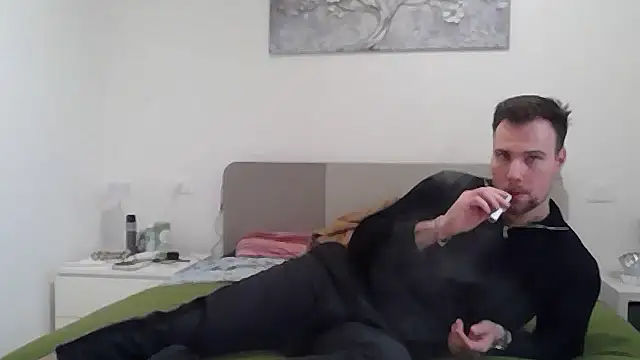 mrlyuis online show from February 2026 03:38:01 PM