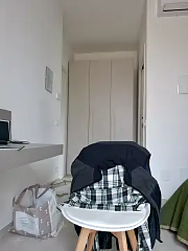 mrlyuis online show from March 2026 11:57:01 AM