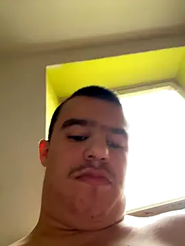 Snapshot of pussyhunter323557 chatting on October 2025 11:31:01 AM pussyhunter323557 online show from October 2025 11:31:01 AM