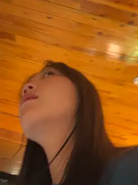 thaoyeuuu online show from October 2025 01:38:01 AM