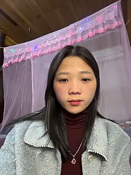 thaoyeuuu online show from November 2025 11:32:02 AM