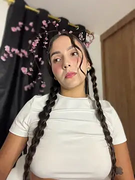 Scarlett05 online show from July 2026 01:34:02 AM