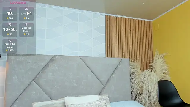 Brunnette Sensation online show from October 2025 06:30:02 PM