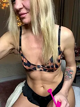 Bellissa  online show from December 2025 01:49:01 PM