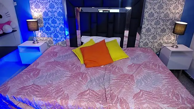 Nayla Monroe online show from September 2025 03:54:01 AM