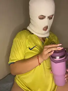 Snapshot of destiny69col chatting on September 2025 12:38:01 AM destiny69col online show from September 2025 12:38:01 AM