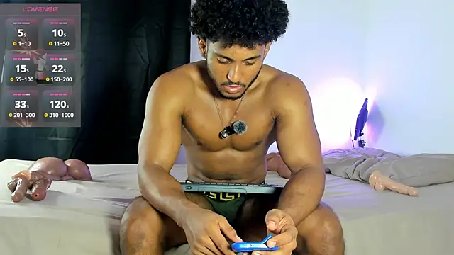 Snapshot of zarek_lux chatting on October 2025 12:28:01 PM zarek lux online show from October 2025 12:28:01 PM