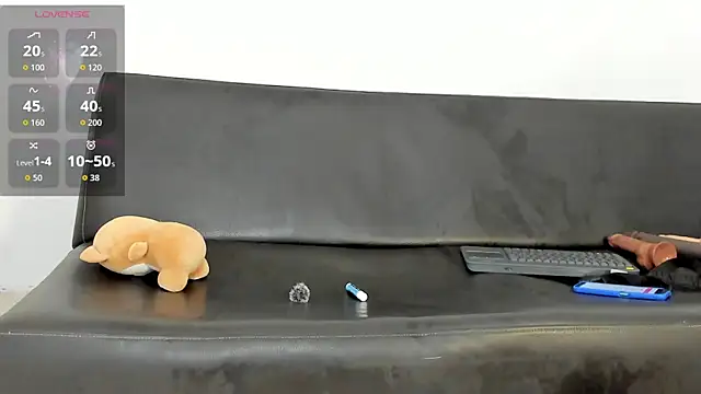 Snapshot of zarek_lux chatting on November 2025 12:27:02 PM zarek lux online show from November 2025 12:27:02 PM