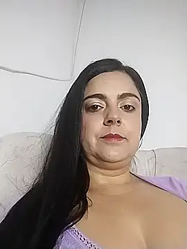 Snapshot of Nahomi_04 chatting on November 2025 11:07:02 PM Nahomi 04 online show from November 2025 11:07:02 PM