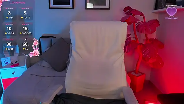 Snapshot of Angel_Blck chatting on February 2026 01:11:01 PM Angel Blck online show from February 2026 01:11:01 PM