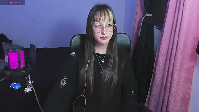 Snapshot of starrraura chatting on March 2026 11:30:02 PM starrraura online show from March 2026 11:30:02 PM