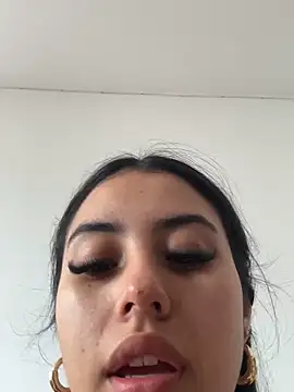 Victoria alson online show from October 2025 03:40:02 PM