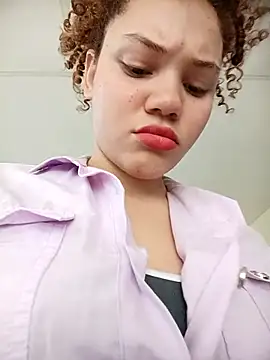 SirenRouge 69 online show from November 2025 07:35:01 PM