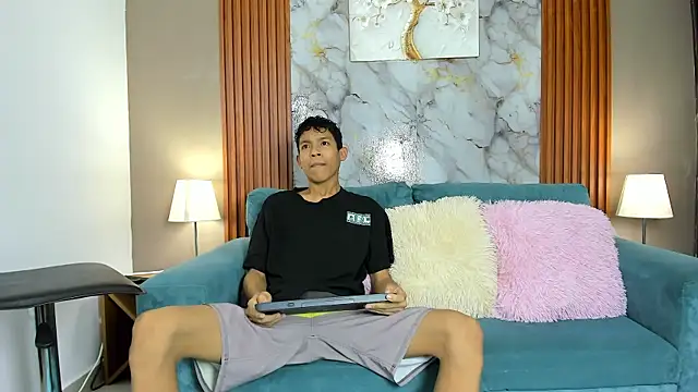 BEAUTY BOYS1 online show from February 2026 07:29:02 AM