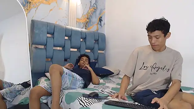 BEAUTY BOYS1 online show from March 2026 10:24:02 PM