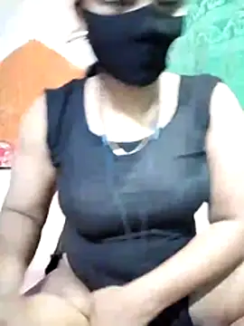 Mistompa24 online show from October 2025 03:25:01 PM