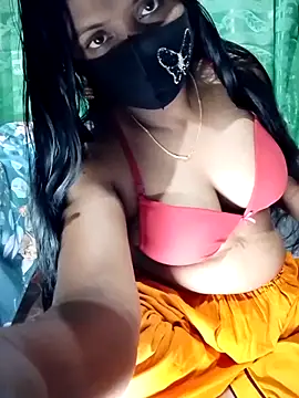 Mistompa24 online show from April 2026 04:26:02 PM