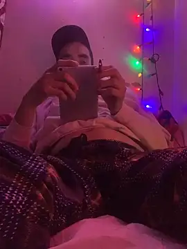 DanBfl online show from December 2025 12:27:01 AM