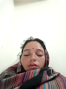 Snapshot of Dikchahot chatting on November 2025 10:09:02 PM Dikchahot online show from November 2025 10:09:02 PM