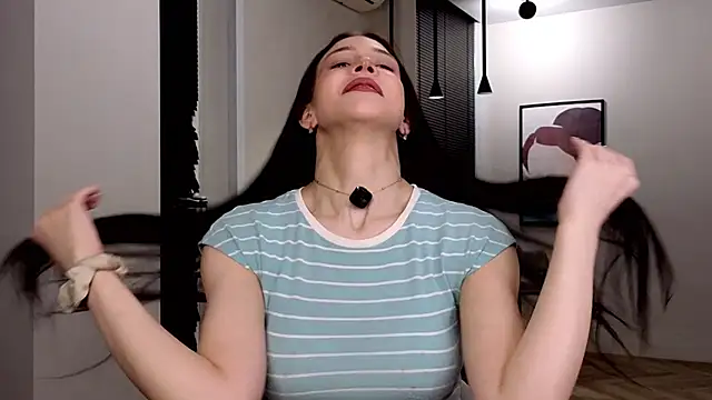 EviaRabasca online show from February 2026 11:22:01 AM