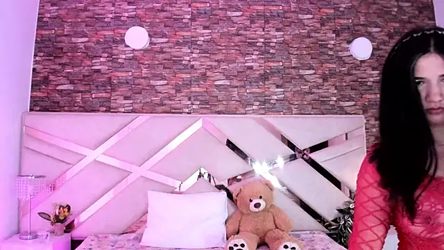 Valery Brand online show from December 2025 12:36:01 PM