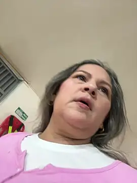 Snapshot of Lucy_Milf_474 chatting on February 2026 11:53:02 AM Lucy Milf 474 online show from February 2026 11:53:02 AM