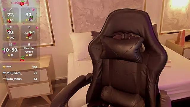 doll eyees  online show from October 2025 02:20:01 PM