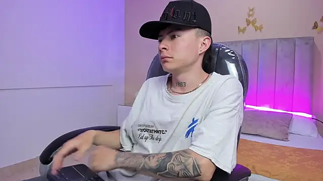 Nascary Fox online show from February 2026 03:10:02 PM