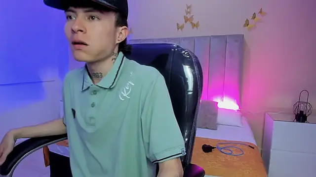 Nascary Fox online show from February 2026 07:36:01 PM