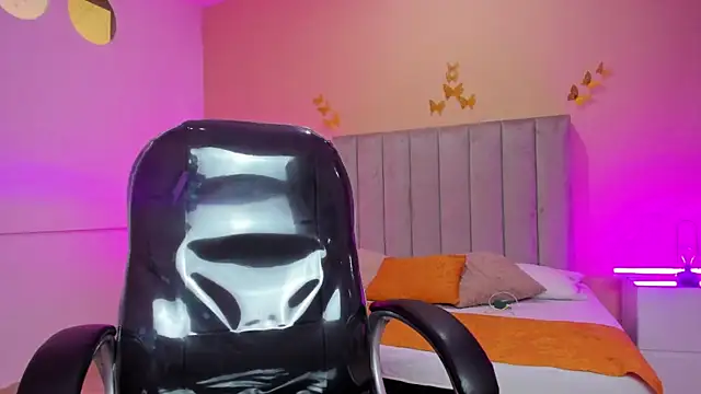 Nascary Fox online show from April 2026 03:09:01 PM