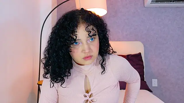 Tracielowe w online show from November 2025 03:31:02 AM