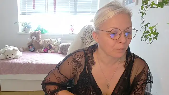 Snapshot of Linsy_Kim chatting on January 2026 09:25:01 AM Linsy Kim online show from January 2026 09:25:01 AM