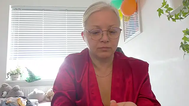 Snapshot of Linsy_Kim chatting on February 2026 09:54:01 AM Linsy Kim online show from February 2026 09:54:01 AM