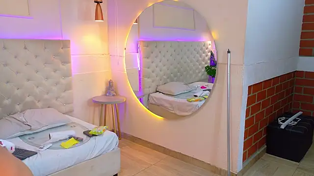 CathMellow online show from February 2026 09:41:01 AM