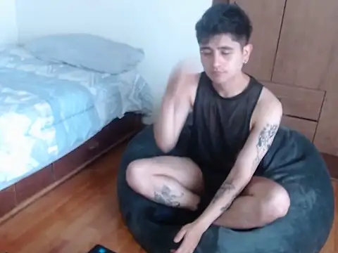 Etolasim online show from November 2025 08:19:01 PM