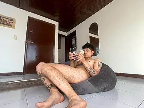 Etolasim online show from November 2025 12:52:01 PM