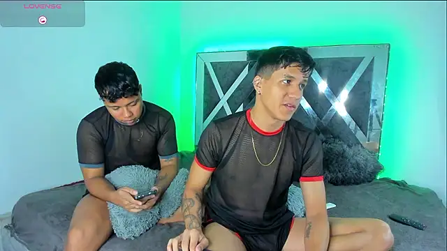 Robertmiller21 online show from March 2026 11:54:02 PM