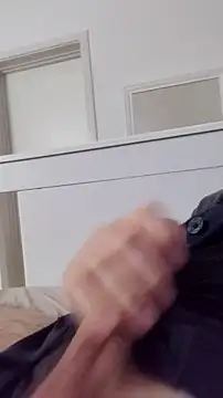 NewJoiner online show from February 2026 06:30:01 PM