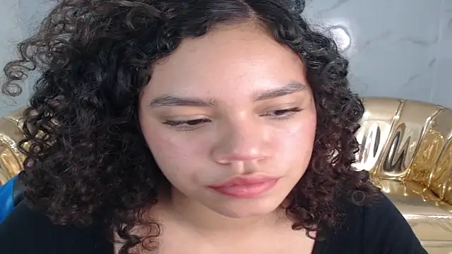 Canela s1 online show from November 2025 08:09:01 PM