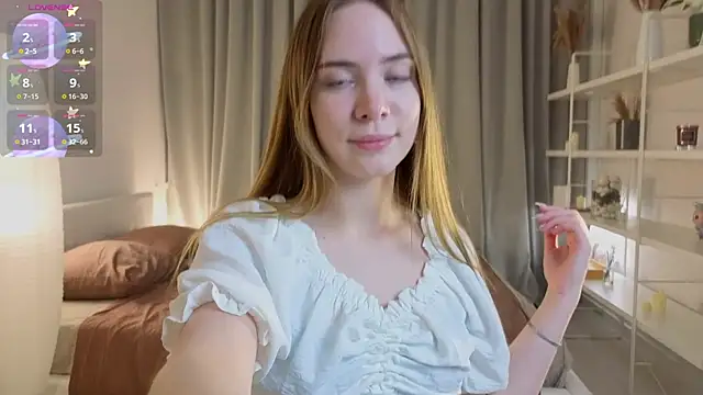 CarollSmithh online show from November 2025 09:09:02 PM