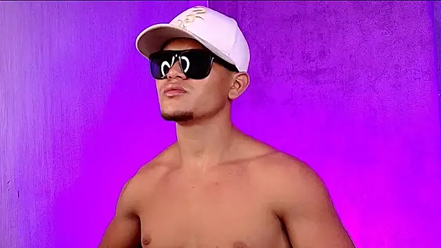 Snapshot of Manuel_FPG chatting on February 2026 07:22:01 PM Manuel FPG online show from February 2026 07:22:01 PM