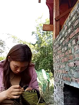 Ngocmi909 online show from November 2025 04:47:01 AM