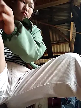 Ngocmi909 online show from March 2026 01:33:02 AM