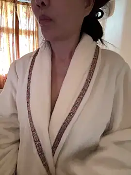 Snapshot of xiiuuff18 chatting on November 2025 02:10:01 AM xiiuuff18 online show from November 2025 02:10:01 AM