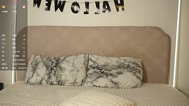 SunAndLuna  online show from October 2025 05:36:02 PM