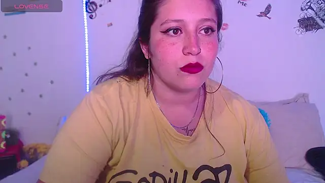 nahomy jonhs online show from October 2025 06:00:01 AM