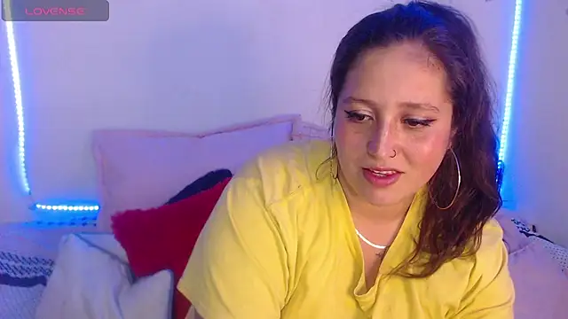 nahomy jonhs online show from October 2025 03:39:02 AM