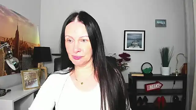 Velvet Jasmine online show from September 2025 05:33:01 AM