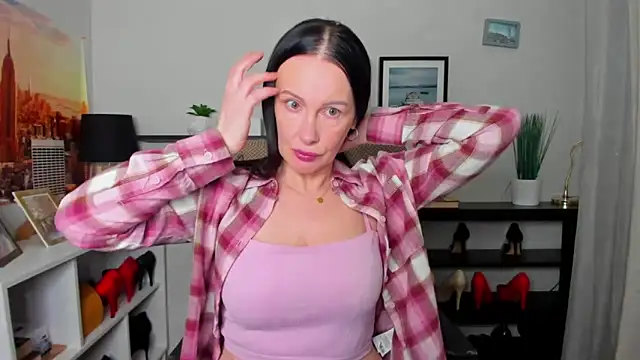 Velvet Jasmine online show from December 2025 07:37:01 AM