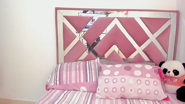 bellalumi online show from April 2026 11:04:02 AM